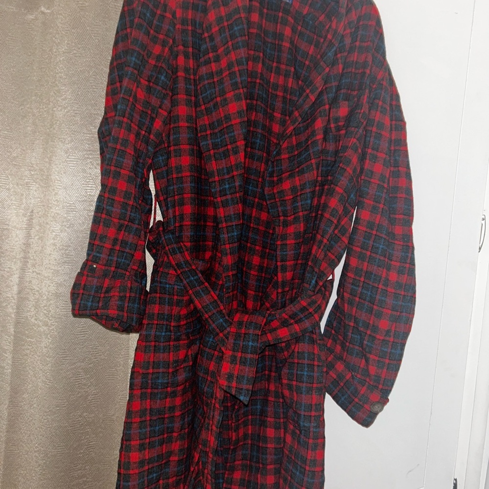 Pendleton Red And Black Checkered Robe - image 1